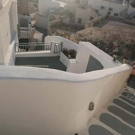Imarkellis Santorini Tatil Evi Pýrgos