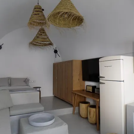 Semesterbostad Imarkellis Santorini *
